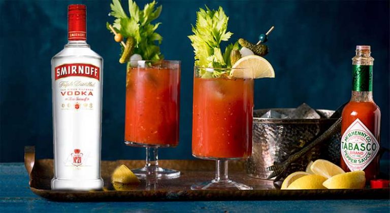 Crónicas del confín: “Un cóctel redentor” (Xavier Agulló)