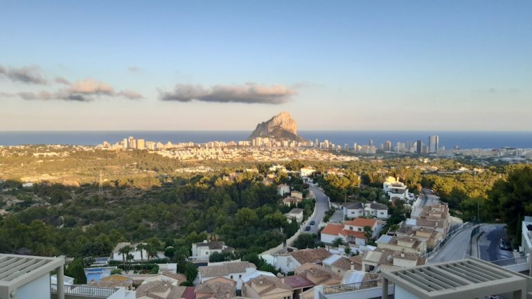 Impresionantes vistas desde el comedor. Orobianco. Calpe.
