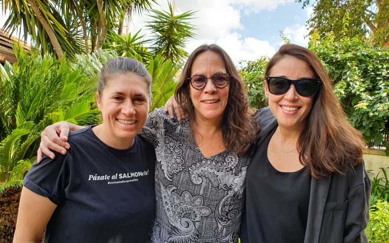 Maca, Anna y Marina. Maca de Castro. Mallorca. Foto: Xavier Agulló.