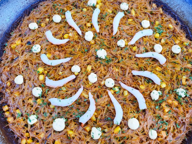 La Escalera (Tenerife), aires frescos y mediterráneos Fideuá. La Escalera. Santa Cruz. Tenerife. Islas Canarias. Foto: Xavier Agulló.