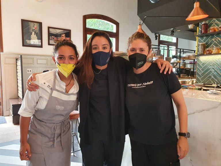 Andana by Maca de Castro, informalidad talentosa Andrea, Marina y Maca. Andana by Maca de Castro. Palma de Mallorca. Mallorca. Foto: Xavier Agulló.