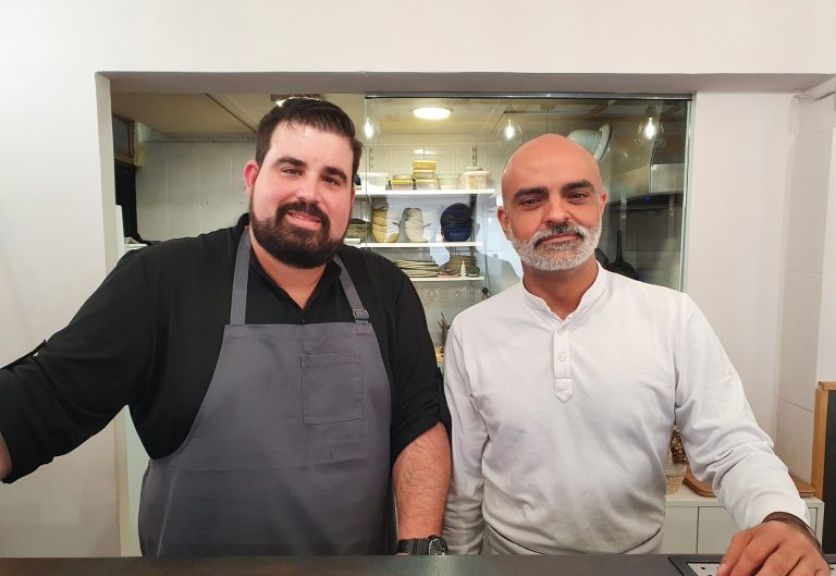 José Luis Espino y Airam Acosta. Restaurante Halma. Las Palmas de Gran Canaria (Gran Canaria). Foto: Xavier Agulló.